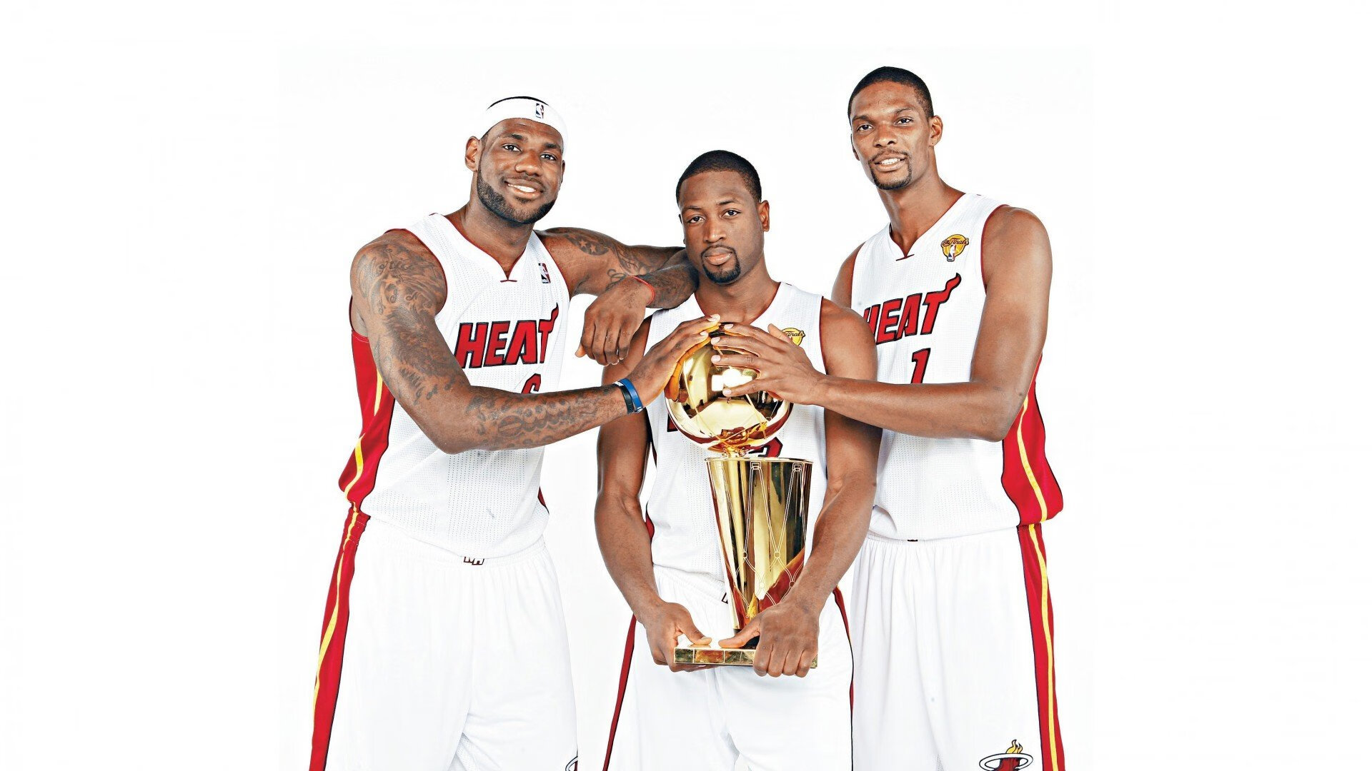 足球游戏联动中超IP开启虚拟赛事赛季，虚拟足球真的不能碰